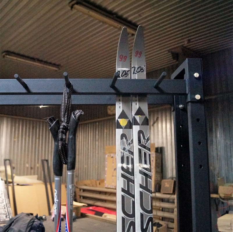 Стеллаж для лыж мобильный + вешалка для палок на 26 пар Spektr Sport Медиум-2М+ 801_800